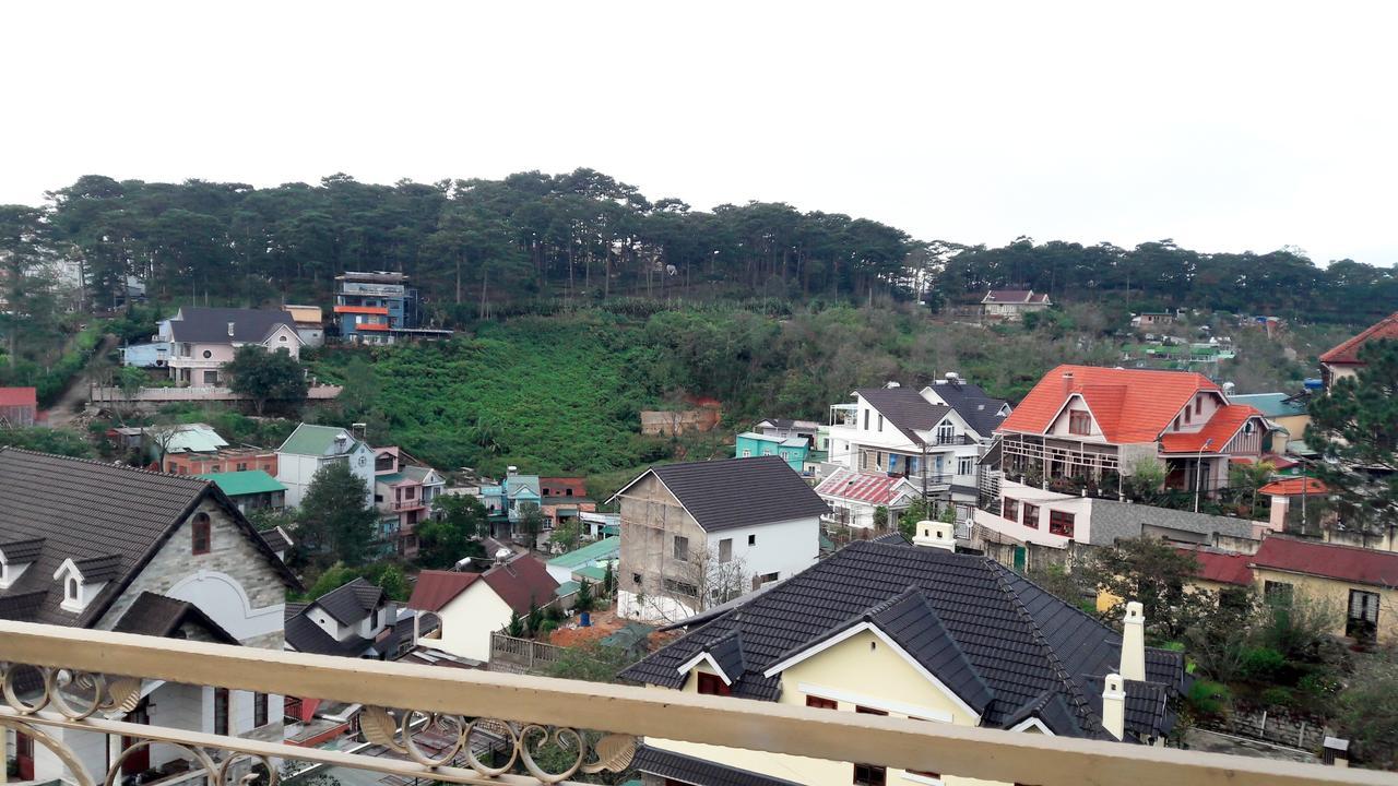 Nang Vang Hotel Dalat Exterior foto